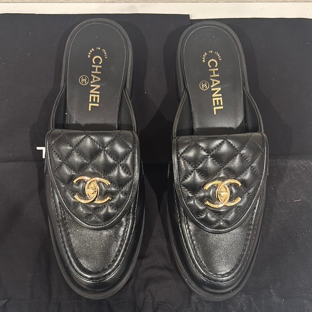 CHANEL Black Quilted Leather open back moccasins with Gold hardware